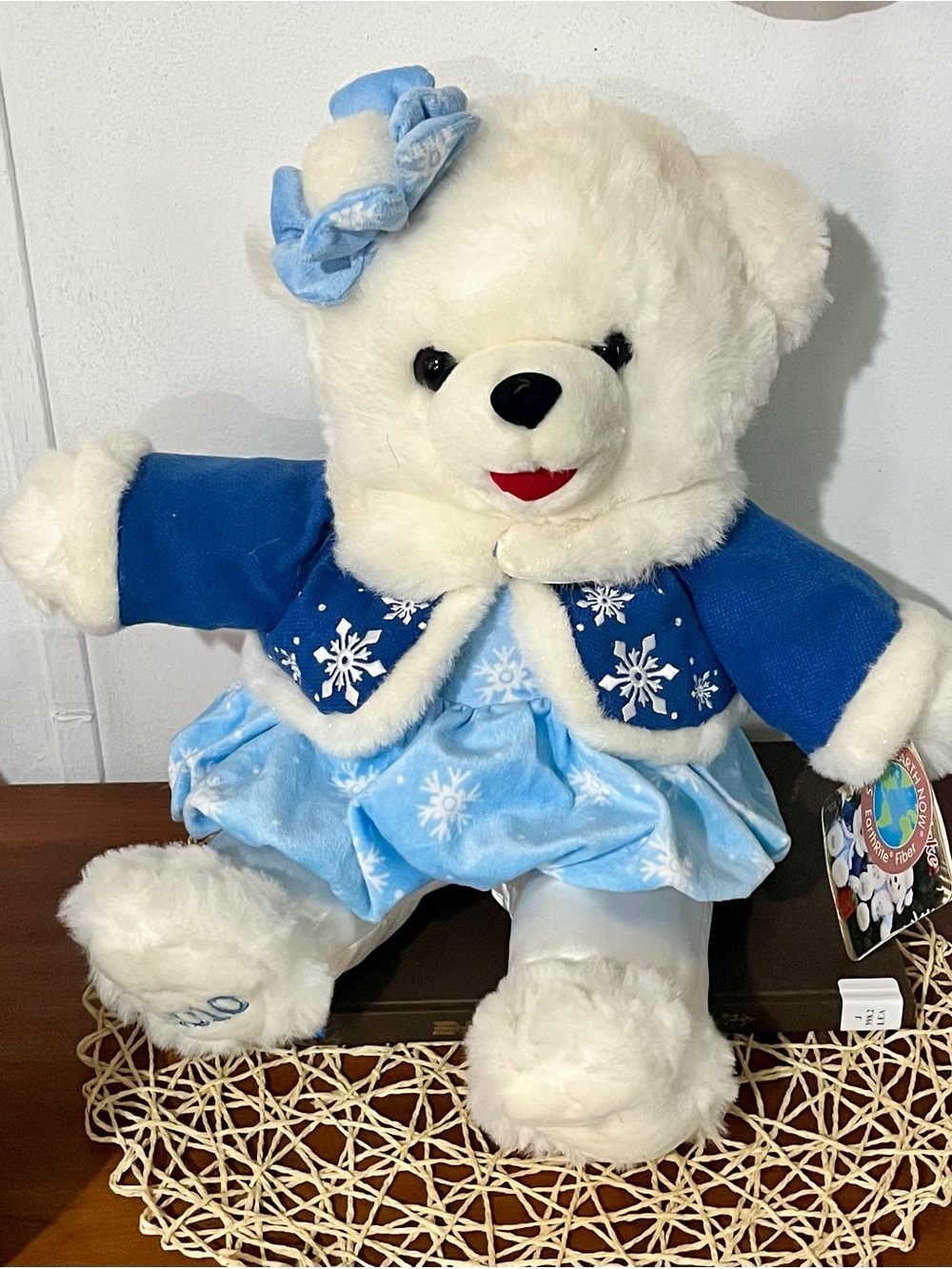 2010 Dan Dee Christmas Snowflake Teddy Bear Plush Girl 20"